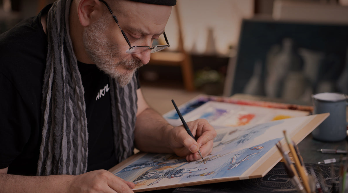 What makes a great gift for an art lover?